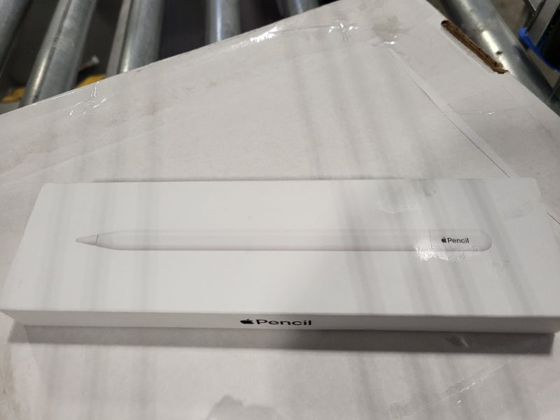 Photo 1 of Apple Pencil (USB-C)
