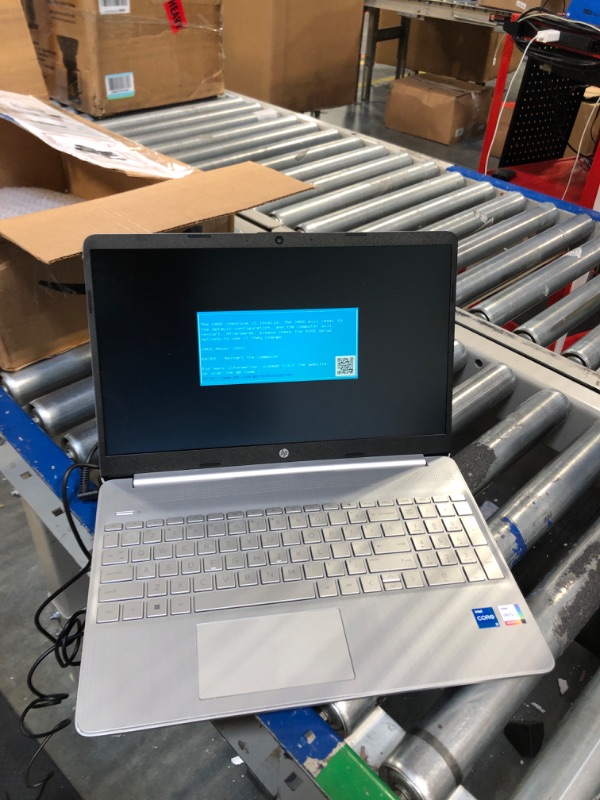 Photo 1 of HP 15.6" FHD Laptop, Intel Core i5-1135G7, 8GB RAM, 256GB SSD, Silver, Windows 11 Home, 15-dy2795wm
***Needs to restart BIOS***
