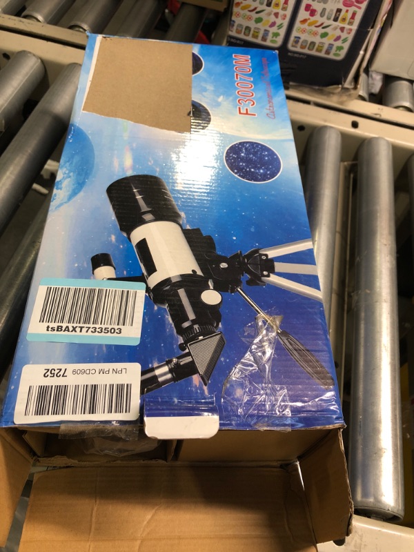 Photo 2 of ToyerBee Telescope, 70mm telescopes for Adults Astronomy & Kids & Beginners, 300mm Portable Refractor Travel Telescope (15X-150X) with A Smartphone Adapter& A Wireless Remote, Astronomy Gifts for Kids