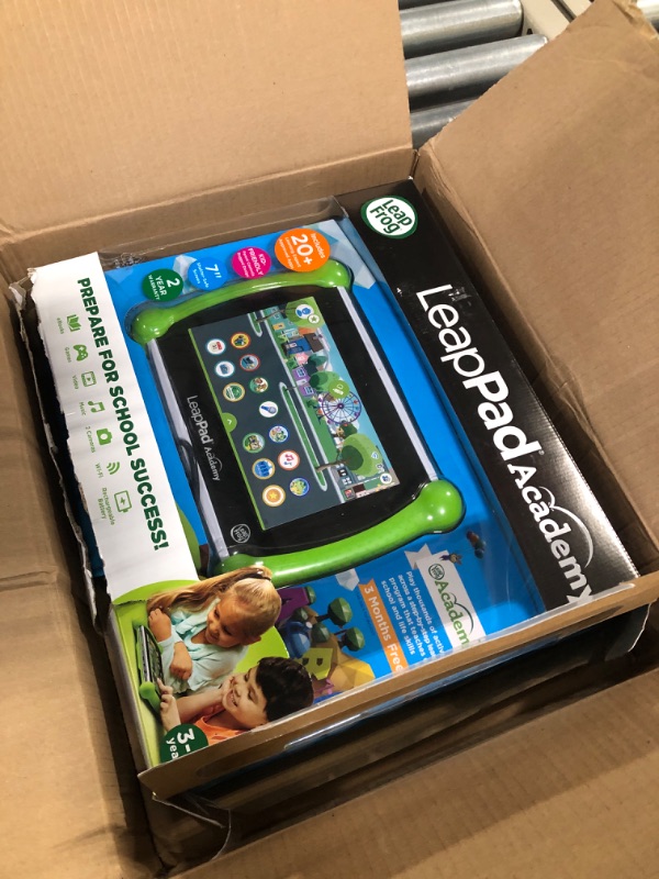 Photo 3 of Leapfrog LeapPad Academy Kids Learning Tablet Green