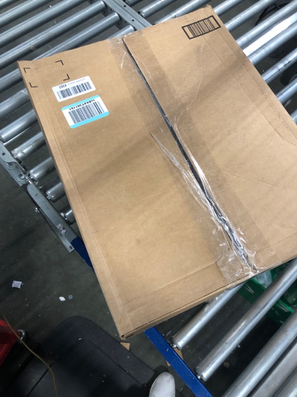 Photo 3 of Zebra ZP450 (ZP 450) Label Thermal Bar Code Printer | USB, Serial, and Parallel Connectivity 203 DPI Resolution | Made for UPS WorldShip | Includes JetSet Label Software