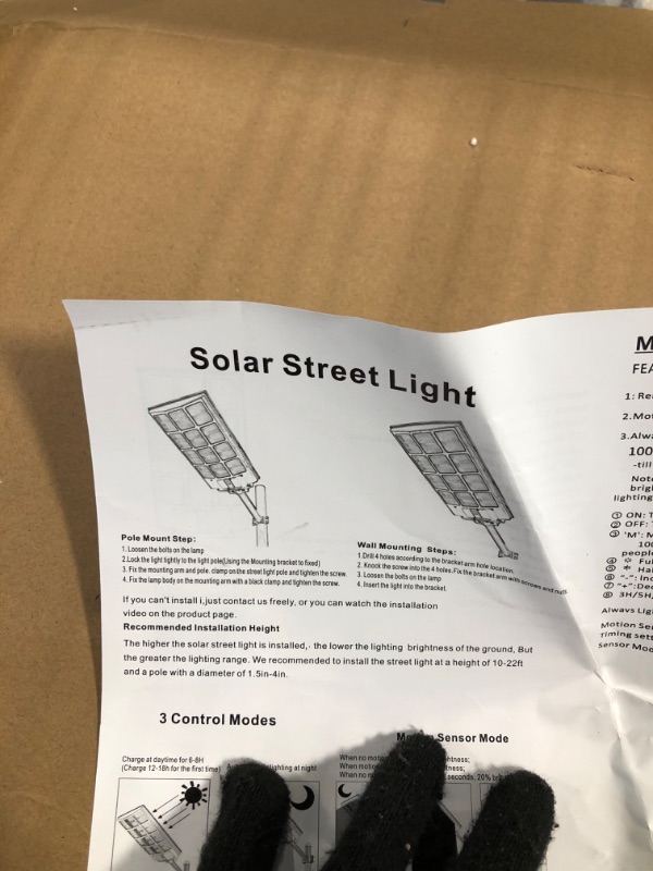 Photo 4 of ******** FOR PARTS ******  JAYNLT 1500W Solar Street Lights Outdoor, 200000LM 6500K Solar Parking Lot Lights Dusk to Dawn, IP67 Waterproof Solar Security Flood Lights with Motion Sensor for Yard, Garden, Parking Lot 1500W-1PACK