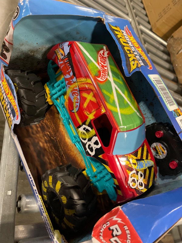 Photo 2 of ?Hot Wheels RC Monster Trucks 1:15 Scale HW Demo Derby, 1 Remote-Control Toy Truck with Terrain Action Tires, Toy for Kids 4 Years Old & Older HW DEMO DERBY RC