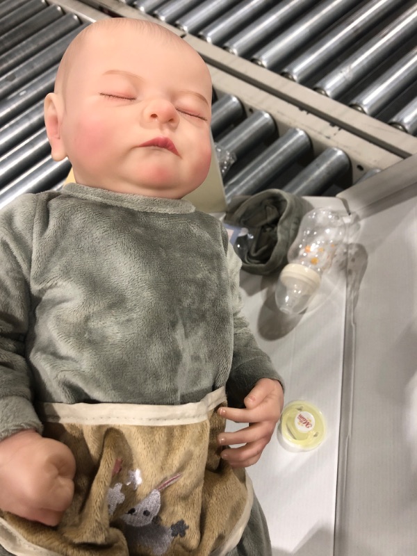 Photo 3 of JIZHI Lifelike Reborn Baby Dolls Boy - 17-Inch Baby Soft Body Realistic-Newborn Baby Dolls Full Body Vinyl Anatomically Correct Real Life Baby Dolls with Toy Accessories for Kids Age 3 4 5 6 7 + Vinyl Body