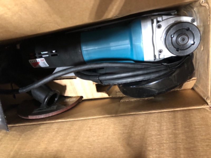 Photo 3 of Makita  Makita Angle Grinder,13 A,Barrel Grip,4 lb  9565CV