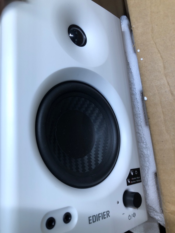 Photo 3 of Edifier MR4 Powered Studio Monitor Speakers, 4" Active Near-Field Monitor Speaker - White (Pair)