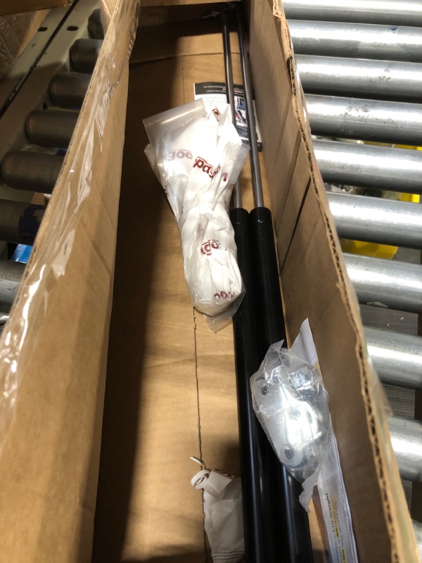 Photo 1 of Qty (2) Rear Hatch Door Liftgate Struts Shocks Lift Supports for 2010-2015 Lexus RX350/ RX450h Base Sport, Lexus RX350 F Sport Rear Tailgate (6756 PM3066 689500E030 689600E030) For 2010-2015 Lexus Liftgate