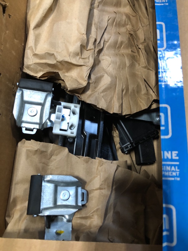 Photo 1 of GM Genuine Parts 94532757 Front Driver Side Window Regulator with Motor
