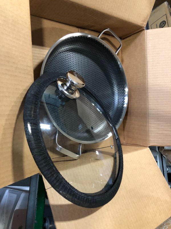 Photo 1 of ***DAMAGED/TOP BROKEN OFF***Vinchef Non Stick Frying Pans with Cooking Lid, 13” Stainless Steel Pan Skillet, PFOA Free, Dishwasher and Oven Safe Cookware, Paella Pan for Induction Cooktop, Gas, Ceramic, Electric Stove Paella Pan 13INCH