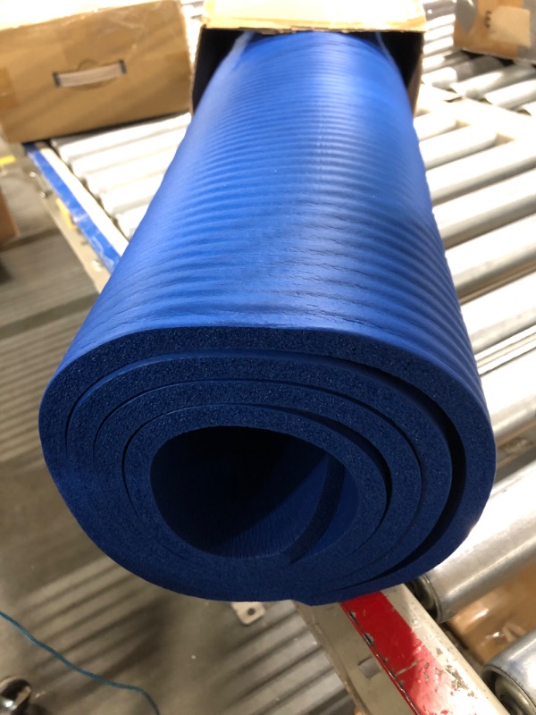 Photo 3 of Amazon Basics 1/2-Inch Extra Thick Exercise Yoga Mat Blue Yoga Mat