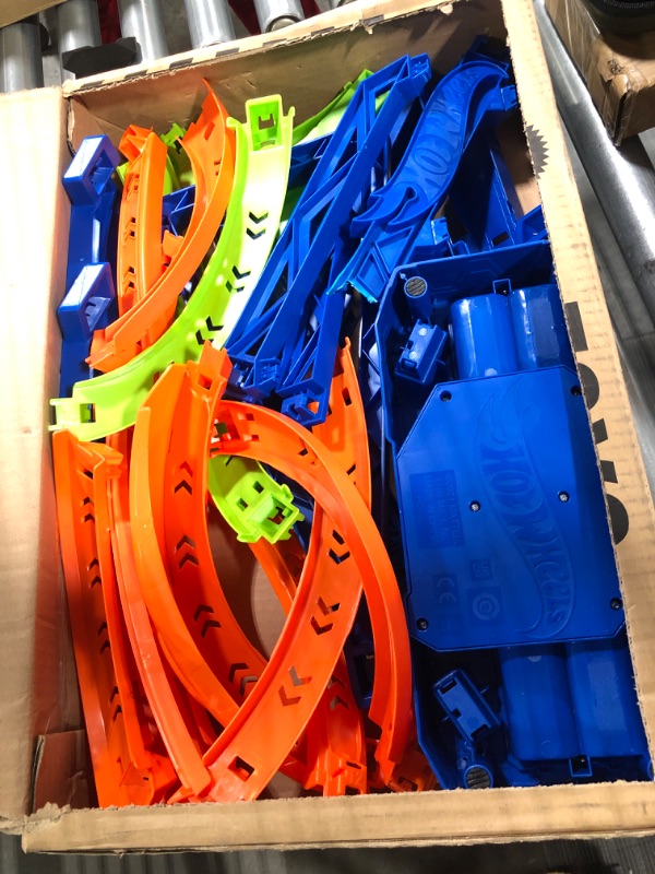 Photo 3 of ?Hot Wheels Track Set and 1:64 Scale Toy Car, 29" Tall Track with Motorized Booster for Fast Racing, Action Spiral Speed Crash Playset???? SHIPS IN OWN CONTAINER