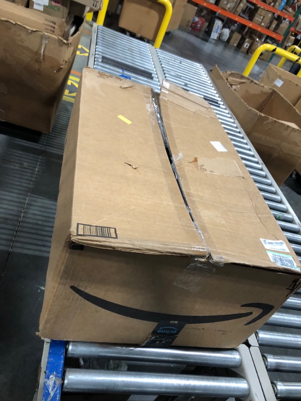 Photo 1 of HOMORE Shag Area Rug for Living Room, 6x9 Memory Foam Rugs for Bedroom, Fluffy Modern Indoor Moroccan Rug and Carpets for Children Kids Nursery Bedside Play Room Decor, Light Gray/White 6'x9' Light Gray/White