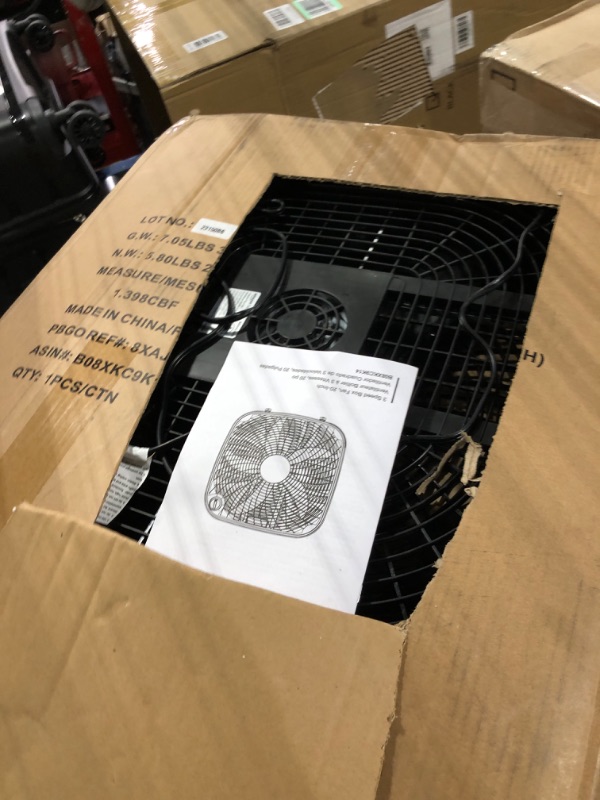 Photo 3 of Amazon Basics 3 Speed Box Fan, 20-Inch 20-inch Box Fan