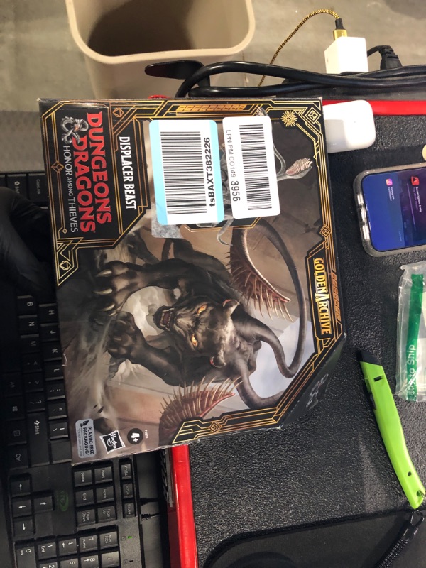 Photo 1 of Dungeons & Dragons Honor Among Thieves D&D Dicelings Displacer Beast Collectible D&D Monster Dice Transforming Giant d20 Action Figures Role Playing Dice Black Displacer Beast