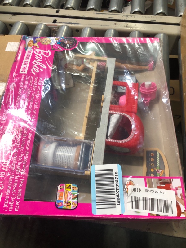 Photo 1 of Barbie Pizza Maker Playset & Doll [Amazon Exclusive]