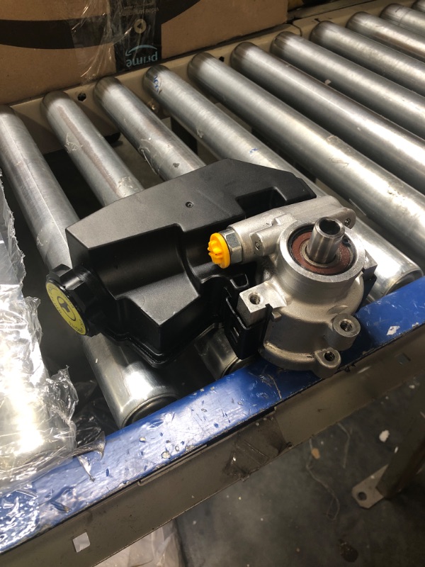 Photo 1 of Chefull 20-39771 Power Steering Pump with Reservoir Compatible with Dodge Dakota 1991 Jeep Grand Cherokee 1993-1998 Grand Wagoneer 1993 V8 5.2L 5.9L L6 4.0L