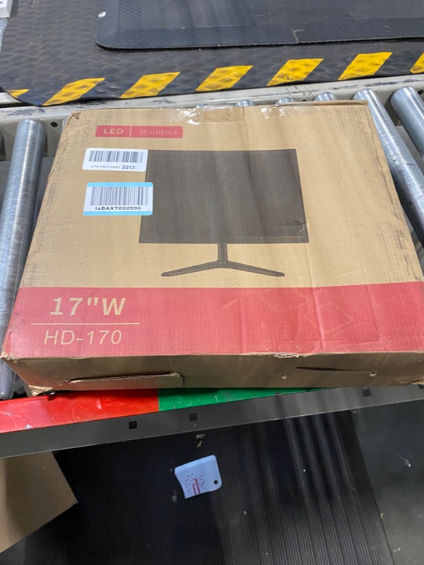 Photo 1 of Thinlerain PC Monitor 17-inch 4:3 LED Backlit Monitor 1280 X 1024, 60 Hz Refresh Rate, 5Ms Response Time, VESA Mountable, VGA, HDMI, TN Panel, Built-in Speakers 17 inch pc monitor