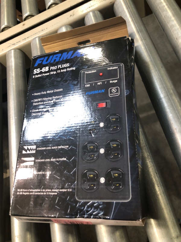 Photo 1 of Furman Power Conditioner (SS6B) black Standard Strip