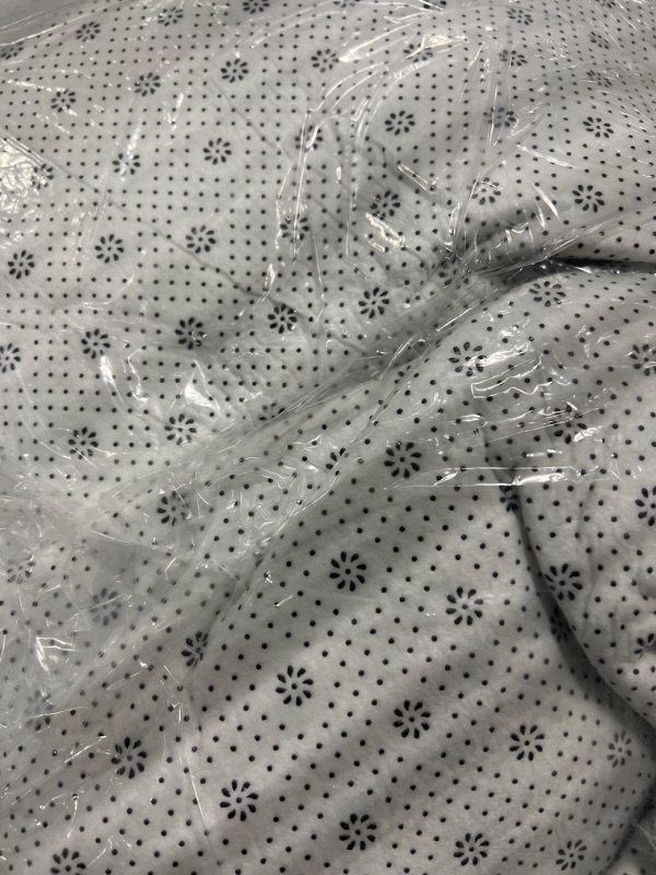 Photo 1 of 39''x197'' Tufting Cloth, Non-Slip Rug Backing Felt Cloth for Tufted Rugs, Secondary Backing Fabric for Tufting White&grey 39''x197''