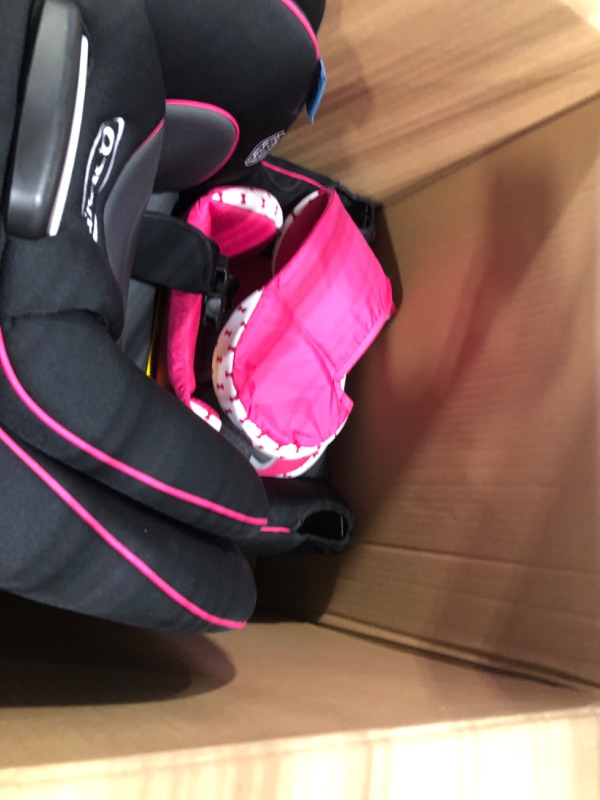 Photo 3 of Graco - Extend2Fit Convertible Car Seat, Kenzie