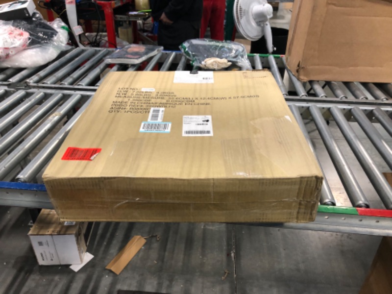 Photo 3 of Amazon Basics 3 Speed Box Fan, 20-Inch 20-inch Box Fan