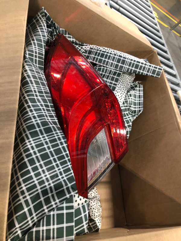 Photo 2 of Taillight for honda car