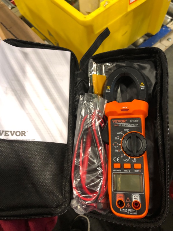 Photo 4 of VEVOR Digital Clamp Meter T-RMS, 2000 Counts, 400A Clamp Multimeter Tester, Measures Current Voltage Resistance Diodes Continuity Data Retention, w/NCV for Home Appliance, Railway Industry Maintenance AC Current 2000 Counts?400A?