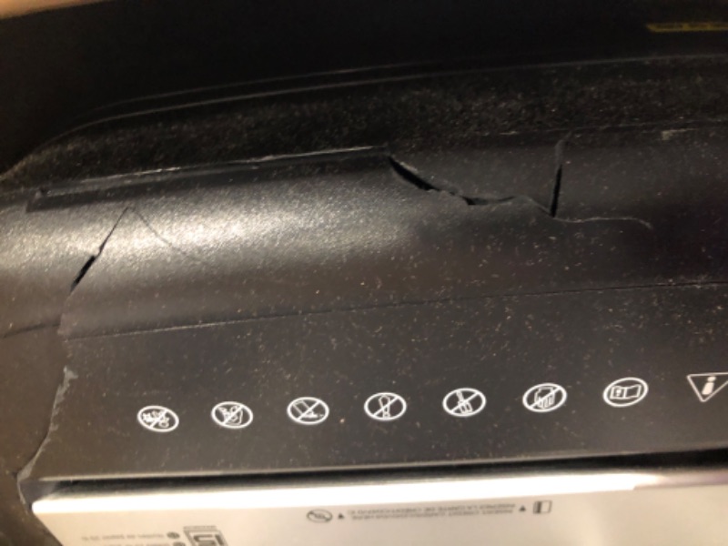 Photo 1 of Amazon Basics 15-Sheet Cross-Cut Paper, CD Credit Card Office Shredder 15 Sheet - original model Shredder