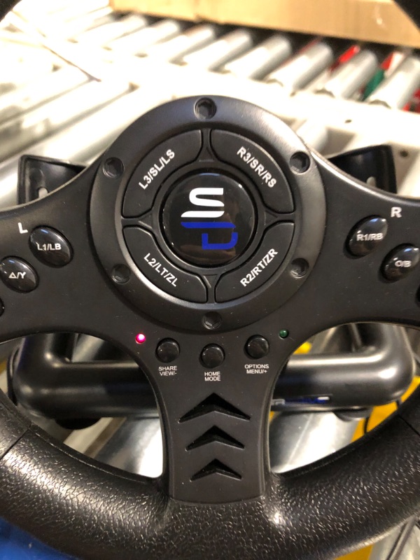 Photo 4 of Superdrive SV450 racing steering wheel with Pedals and Shifters Xbox Serie X / S, Switch, PS4, Xbox One, PS3, PC (programmable for all games)
***Used, but in fair condition and functional***
