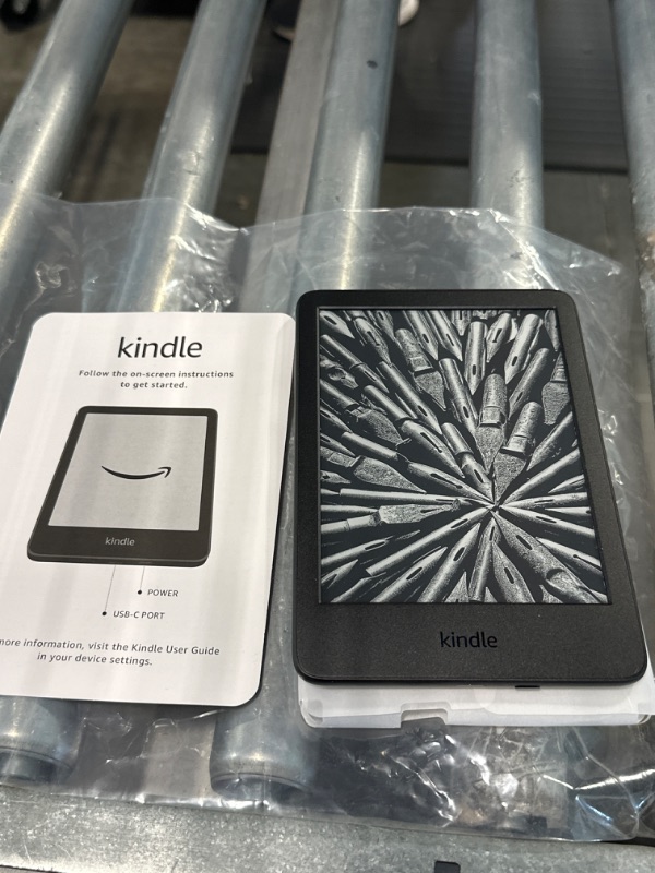 Photo 2 of Amazon Kindle– The lightest and most compact Kindle, with extended battery life, adjustable front light, and 16 GB storage – Black

*KINDLE ONLY - NO CHARGER*