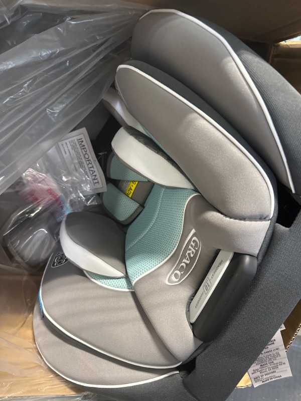 Photo 3 of Graco Extend2Fit Convertible Car Seat, Ride Rear Facing Longer with Extend2Fit, Spire 2-in-1 Spire