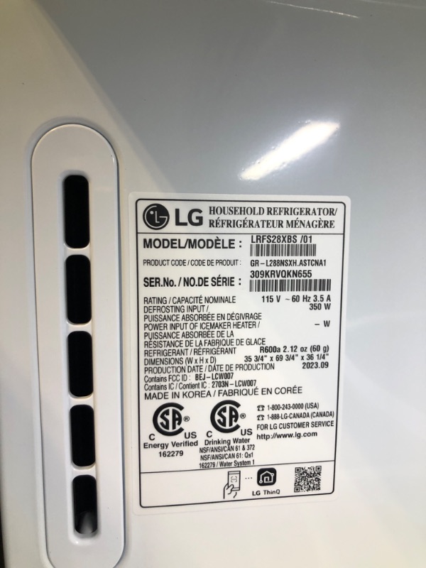 Photo 4 of LG 27.7-cu ft Smart French Door Refrigerator with Ice Maker (Fingerprint Resistant) ENERGY STAR