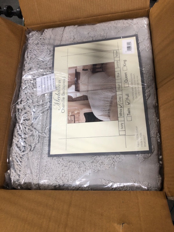 Photo 1 of Beatrice Home Fashions Medallion Chenille Bedspread Full Gray