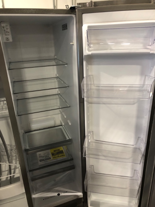 Photo 7 of Whirlpool 24.6-cu ft Side-by-Side Refrigerator with Ice Maker (Fingerprint Resistant Stainless Steel)