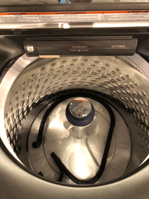 Photo 6 of Maytag Pet Pro 4.7-cu ft High Efficiency Agitator Top-Load Washer (Volcano Black)