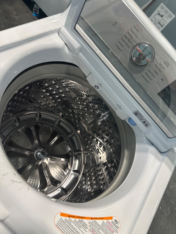 Photo 2 of LG TurboWash 3D 5.5-cu ft Impeller Smart Top-Load Washer (White) ENERGY STAR