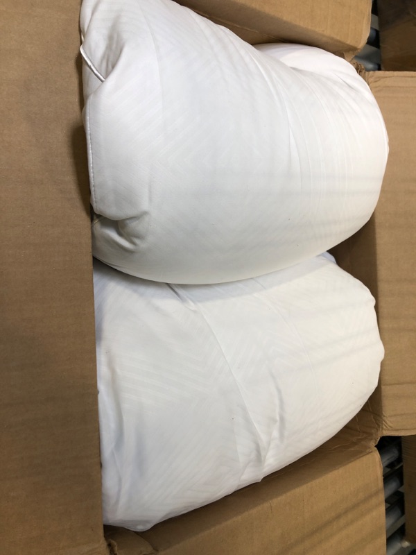 Photo 3 of 2 pcs cool white pillows 