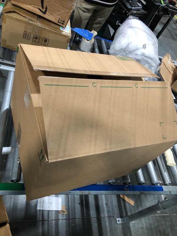 Photo 1 of Aqua Quilt Set King Size, 3 Pieces Floral Botancal Leaves Gradient Bedspread Coverlet Set with 2 Pillowcases for All Season, Soft Microfiber Floral Bedding Set 104"×90" King(104"×90") Aqua