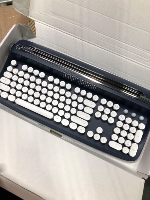 Photo 4 of YUNZII ACTTO B503 Wireless Typewriter Keyboard, Retro Bluetooth Aesthetic Keyboard with Integrated Stand for Multi-Device (B503, Midnight)