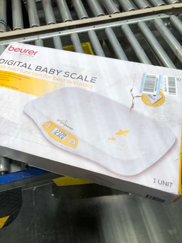 Photo 2 of Beurer BY80 Digital Baby Scale, Infant Scale for Weighing in Pounds, Ounces, or Kilograms up to 44 lbs, Newborn Scale with Hold Function, Pet Scale for Cats and Dogs