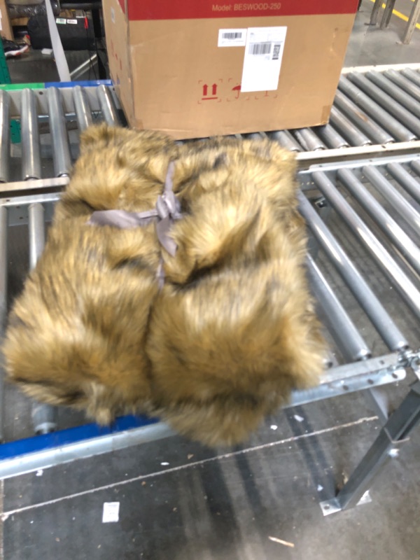 Photo 3 of Assorted Faux Fake Fur Animal Short/Long Pile Coat Costume Fabric Sold by The Yard DIY Scarfs Rugs Accessories Fashion (Red Fox