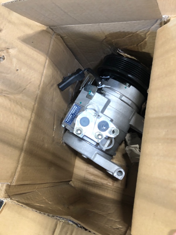 Photo 3 of UAC CO 11078C A/C Compressor
