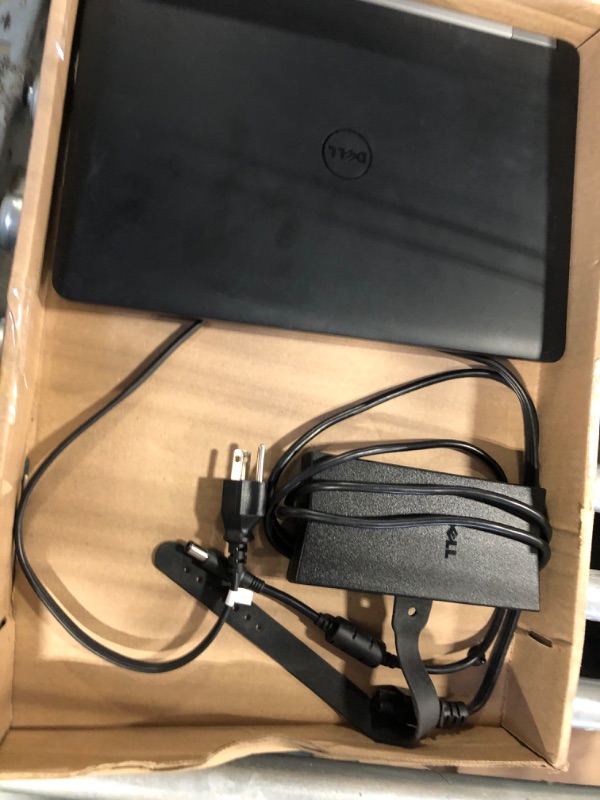 Photo 3 of Dell Latitude E5270 12.5in Business Laptop Computer, Intel Dual-Core i5-6300U up to 3.0GHz, 8GB RAM, 256GB SSD, Bluetooth 4.1, USB 3.0, HDMI, Windows 10 Professional (Renewed)