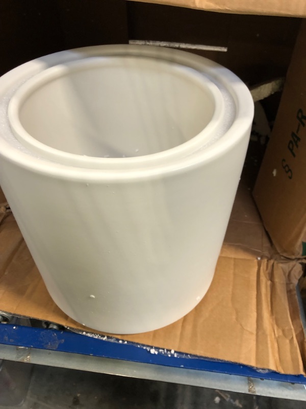 Photo 1 of 2 Count White Flower Pot Set