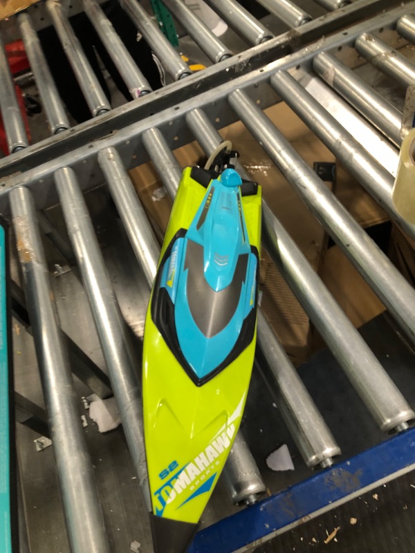 Photo 4 of 4DRC S2 High Speed RC Boats with LED Lights & 2 Batteries, 30+ mph Remote Control Boat for Pools and Lakes, Capsize Recovery, Low Battery Reminder,2.4Ghz Racing Boats for Adults Kids,Green