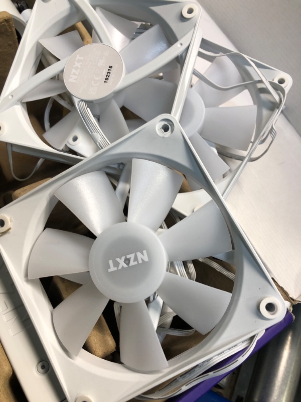 Photo 7 of NZXT Kraken Elite 360 RGB AIO CPU Liquid Cooler – 360mm Radiator – Personalizable Wide-Angle LCD Screen – RGB Lighting – High-Performance Pump – 3 x 120mm RGB Fans – Low Noise – White Kraken Elite RGB 360mm Radiator White