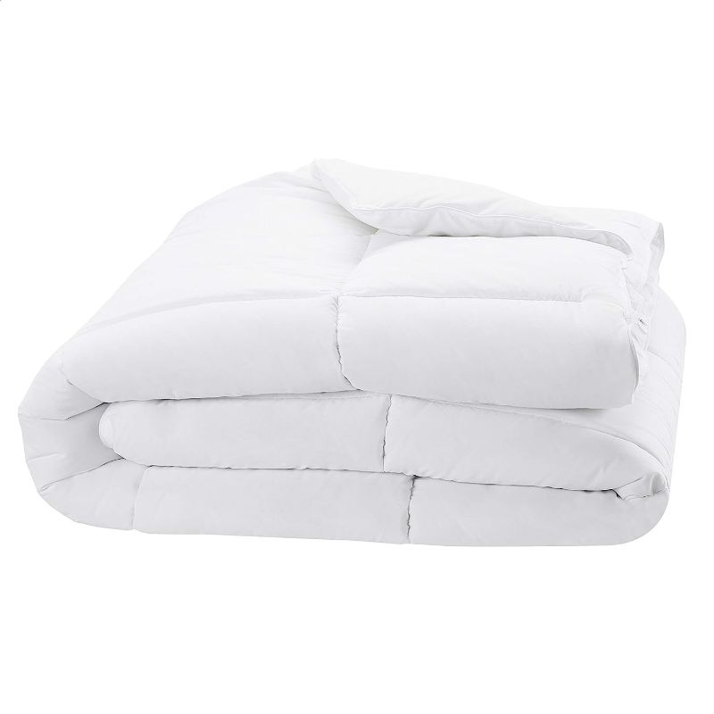 Photo 1 of 
Roll over image to zoom in




Amazon Basics Down Alternative Bedding Comforter Duvet Insert, Full/Queen, White, Light