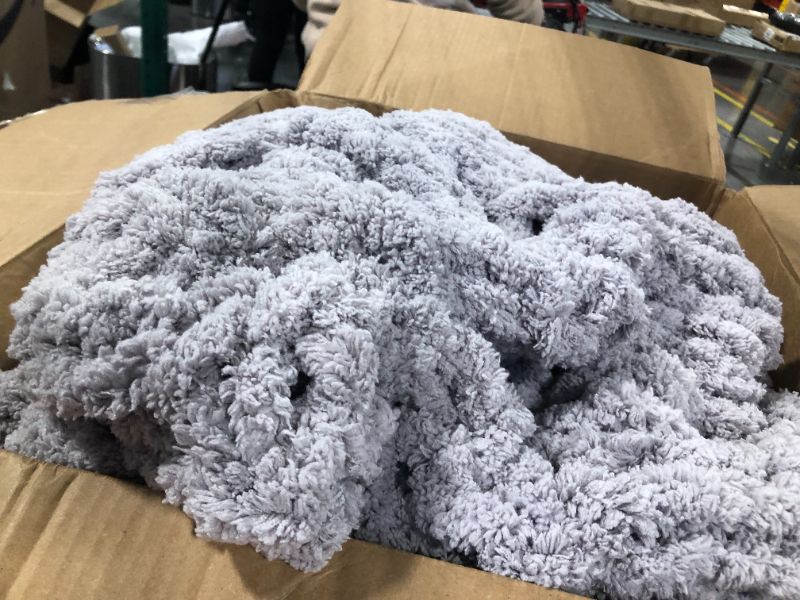 Photo 1 of L'AGRATY Chunky Knit Blanket Throw,Soft Chenille Yarn Throw Blanket 60x80?Handmade Thick Cable Knit Crochet Blanket,Large Knit Blanket Chunky Yarn,Rope Knot Throw Blanket for Couch Sofa Bed Home Decor Grey 60"x80"