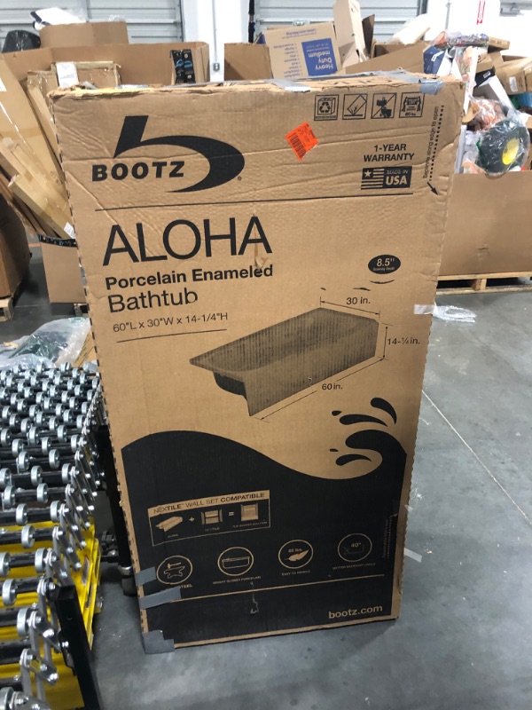 Photo 2 of 
Aloha 60 in. x 30 in. Soaking Bathtub with Left Drain in White