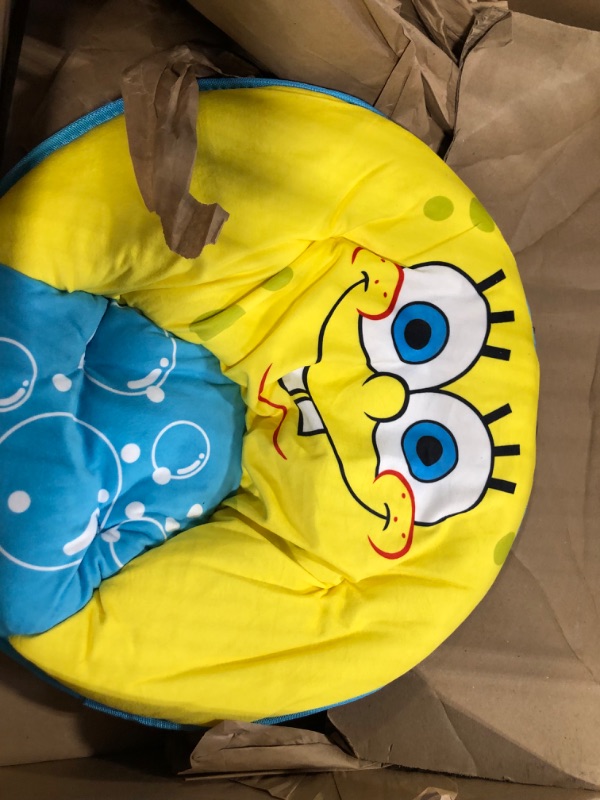 Photo 3 of "Idea Nuova Nickelodeon Spongebob Squarepants Toddler Mini Saucer Chair, 18"" Frame", yellow
